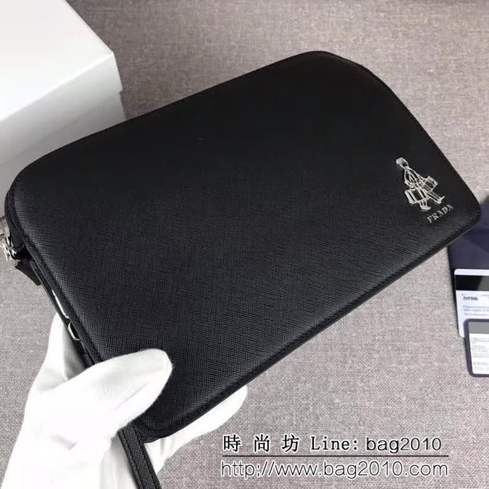 PRADA普拉達 專櫃同步 經典升級版 頂級原單十字紋牛皮 男士手包 2VF056 DD1385